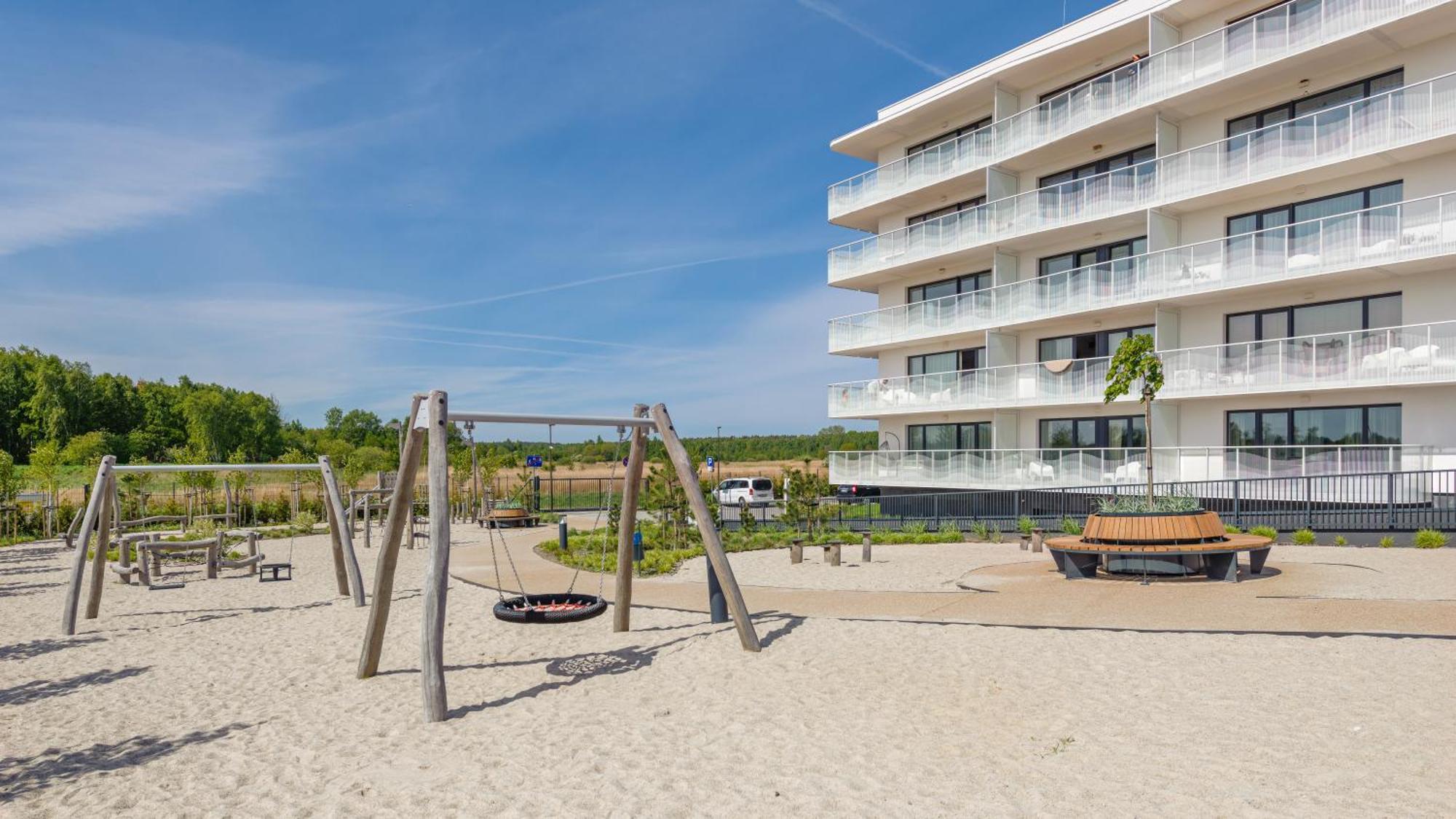 Apartament Lux Tukan B003, Polanki Aqua - Holiday City Kolobrzeg Ngoại thất bức ảnh